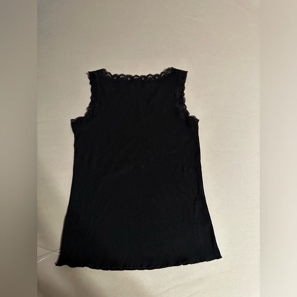 NWOT GOODIO WOMENS BEAUTIFUL BLACK COLOR TANK TOP SIZE M - Picture 2 of 8